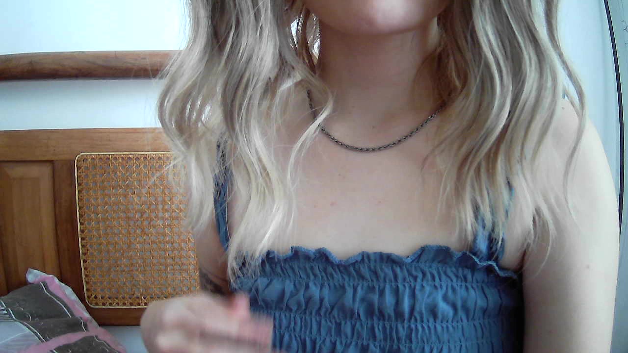 Model - Alisson Fox Blanca