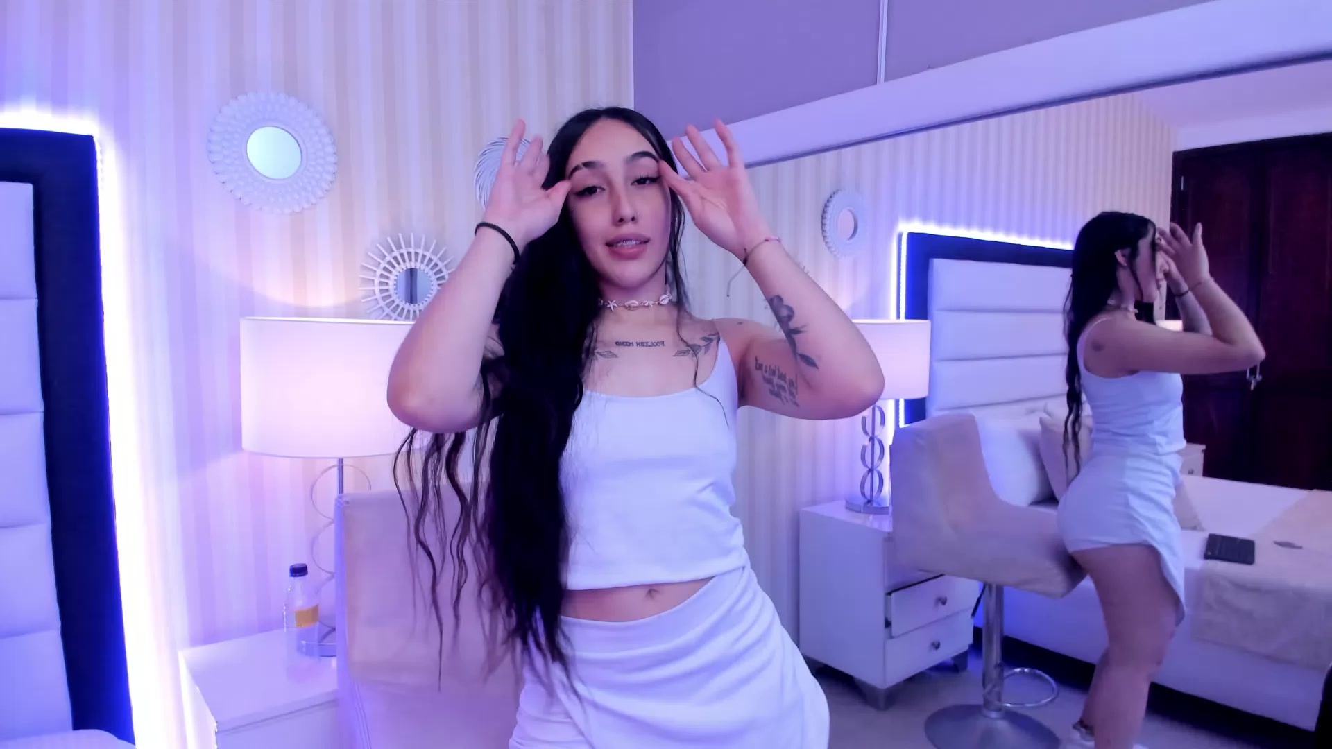 Model - GabbyBrunn deepthroat