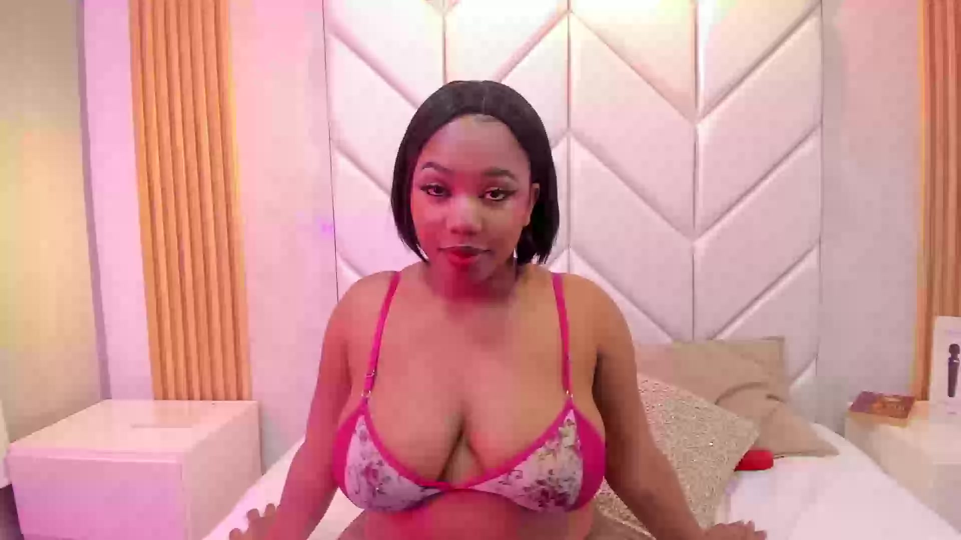 Model - Brenda Fernandez dirty