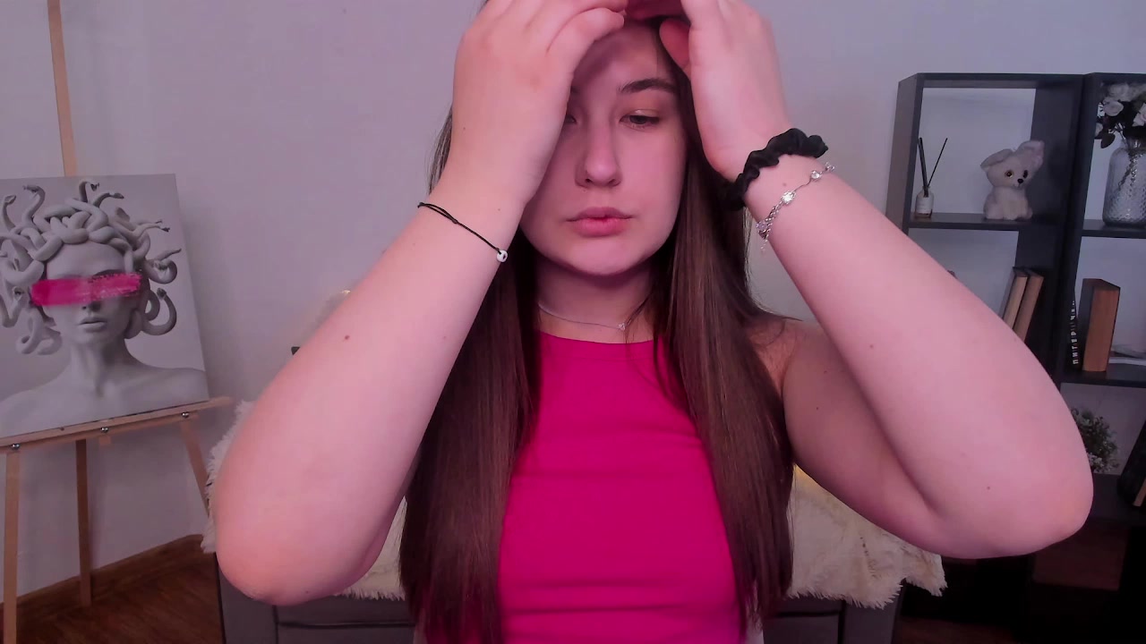 Model - Camilla bigass