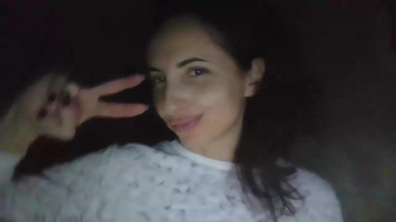 Model - EdenGrace1 striptease