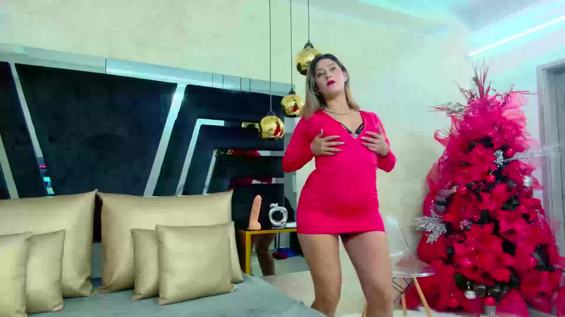 Model - JulietaWales joi