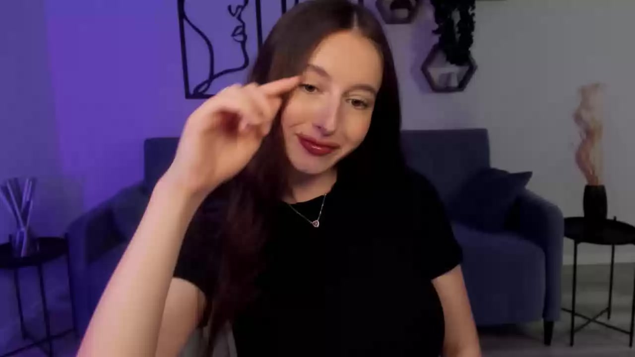 Model - AlyseSweet browneyes