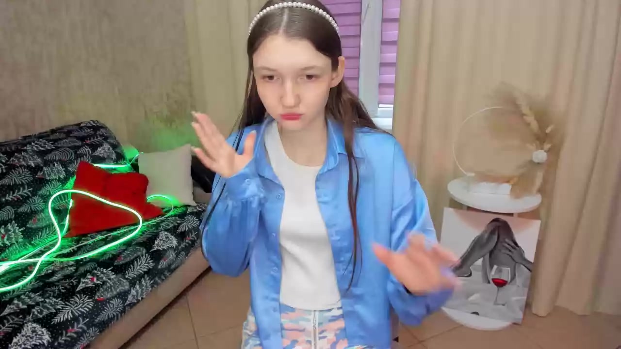 Model - NikaMacey sexy