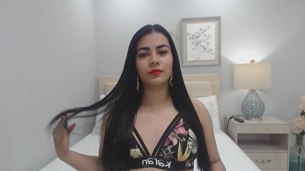 Model - Kimberly Vega blowjob