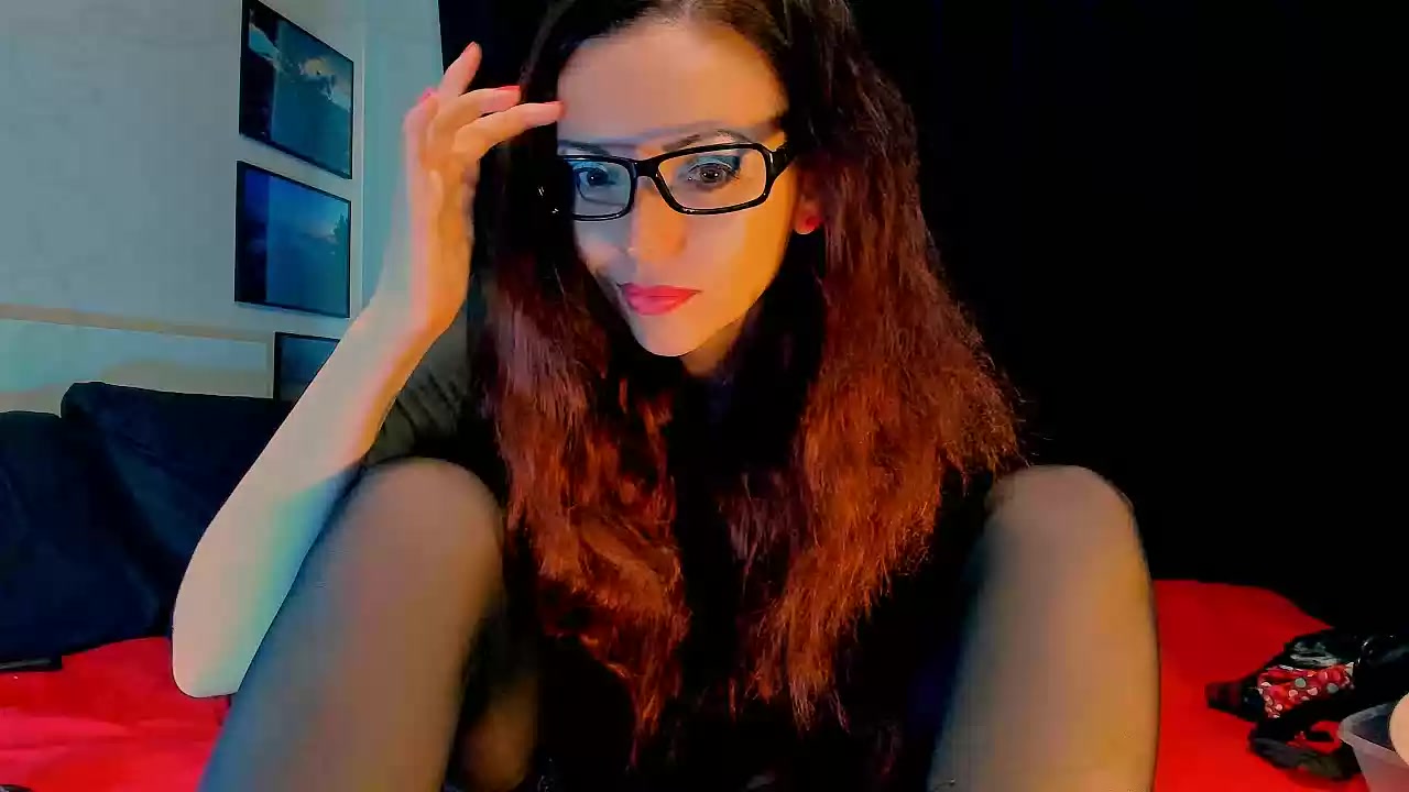 Model - Mistress Nora anal