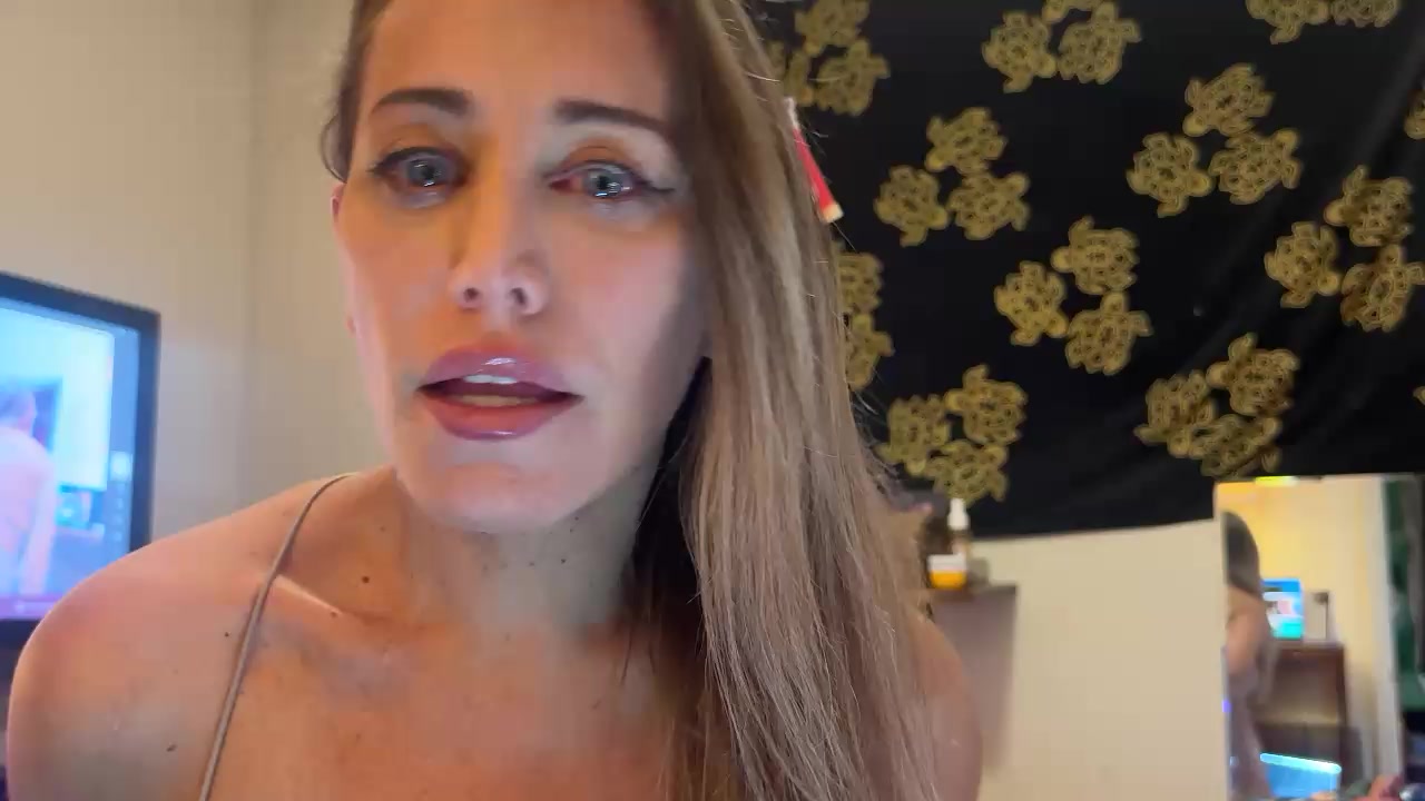 Model - Loren Lane roleplay