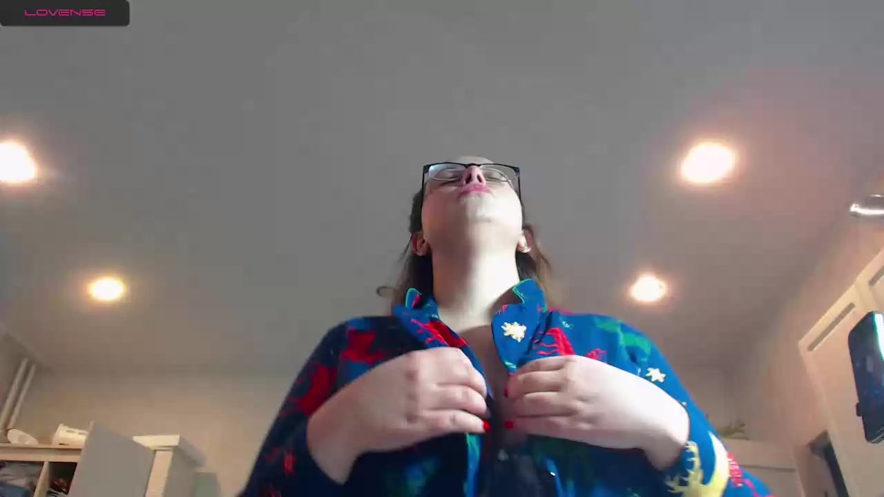 Model - D. Green curvy