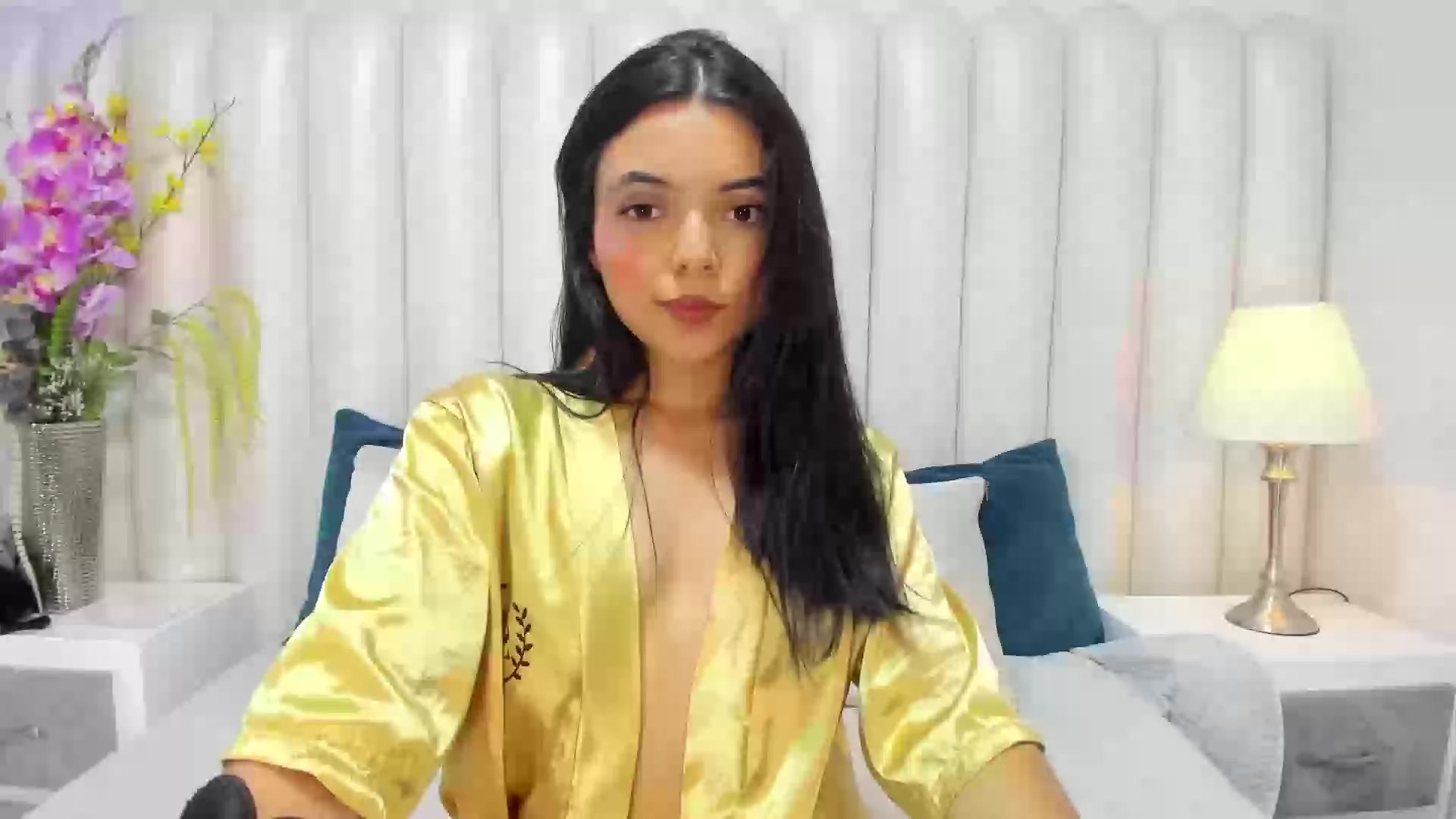 Model - Aria Bell ass