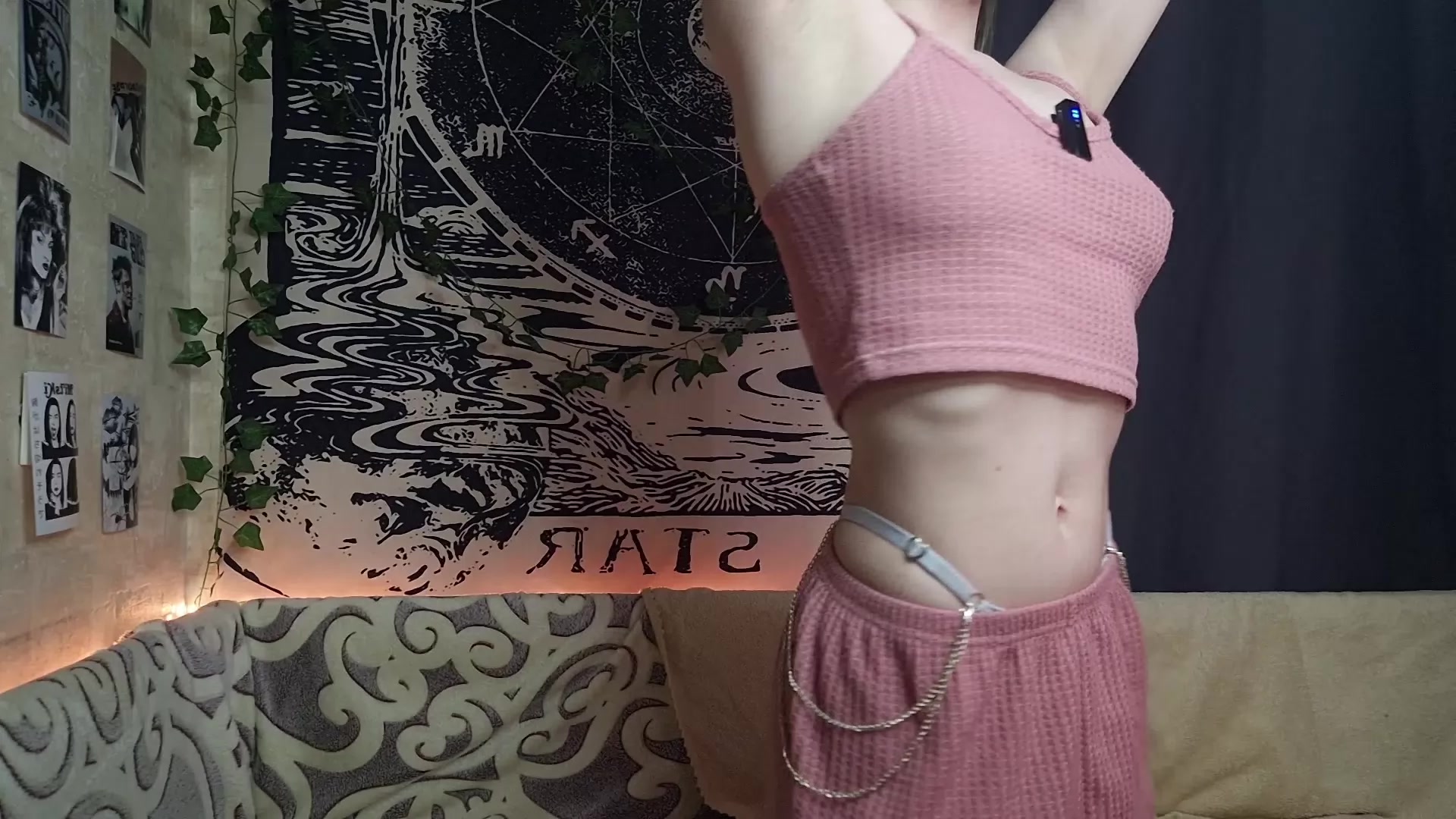 Model - Casey_Greets camgirl