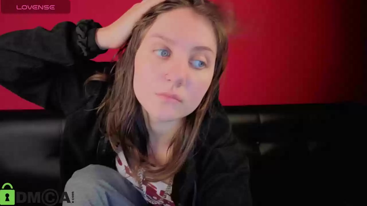 Model - Kvetachka blowjob