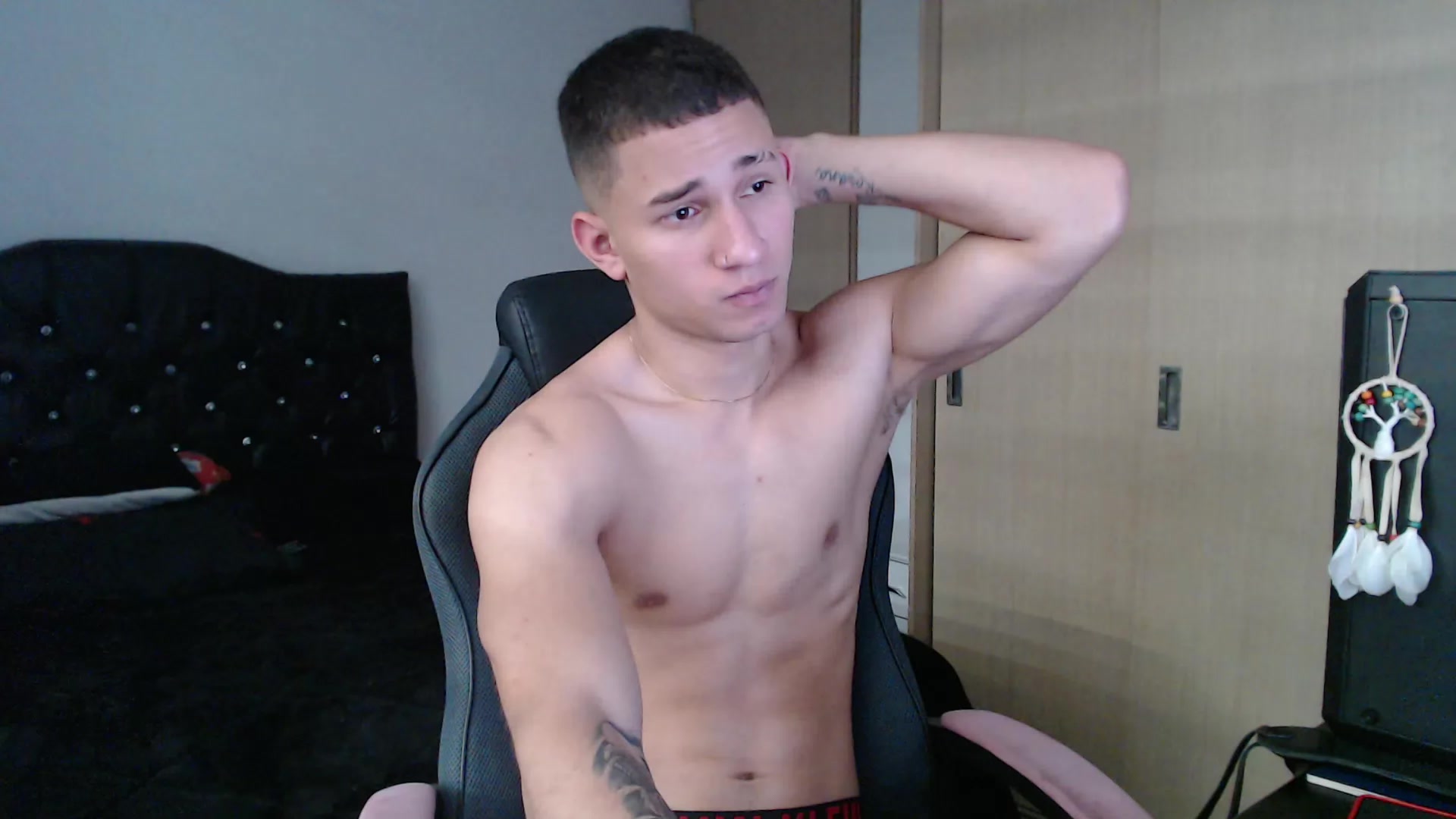 thintommy bigcock Model - thintommy bigcock