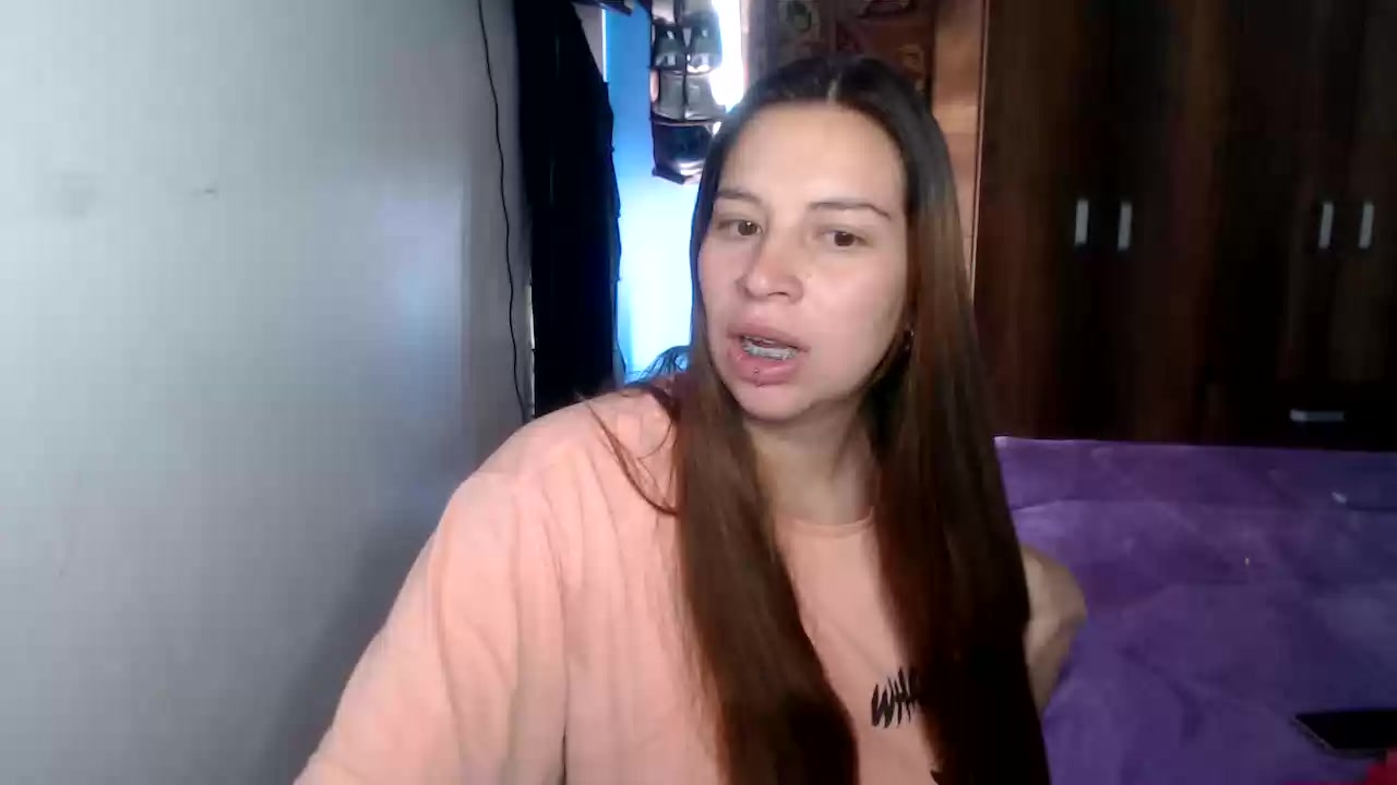 Model - cloeass dirtytalk