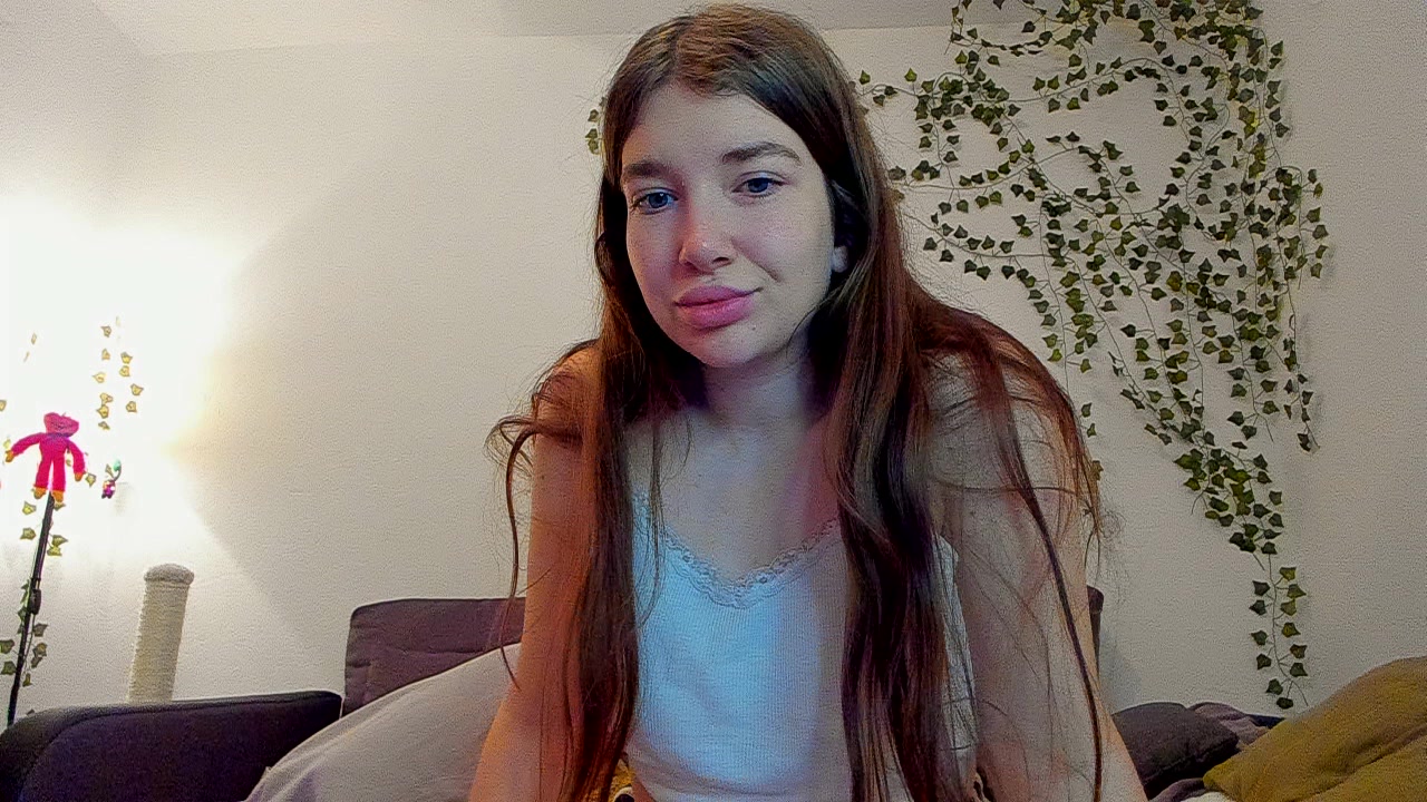 Model - Alice and her secrets... deepthroat