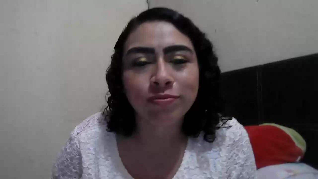 Model - DalilahMx greeneyes