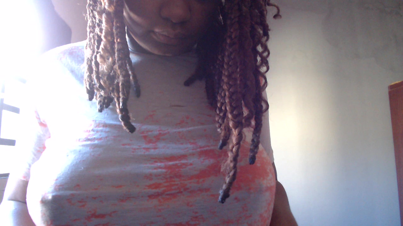 Model - TheColins bigboobs