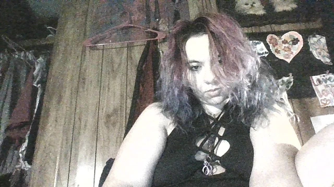 Model - Lisa Smith vibrators