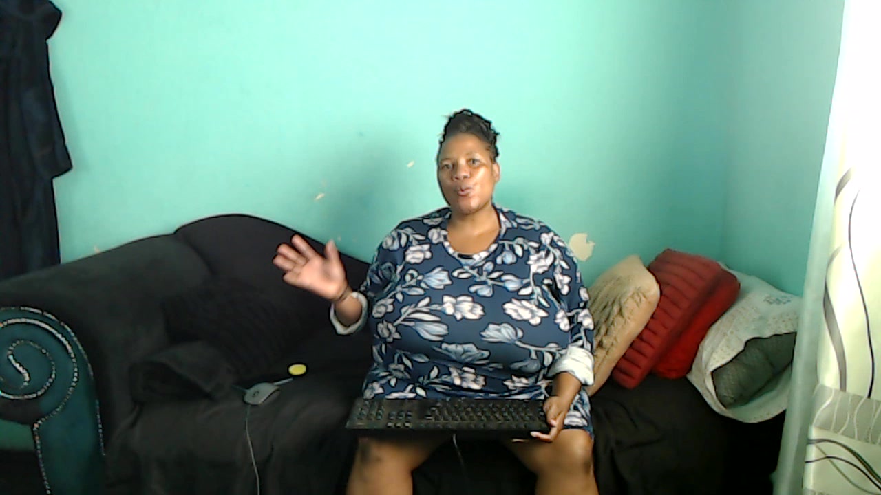 Model - BustybigBelly lisa