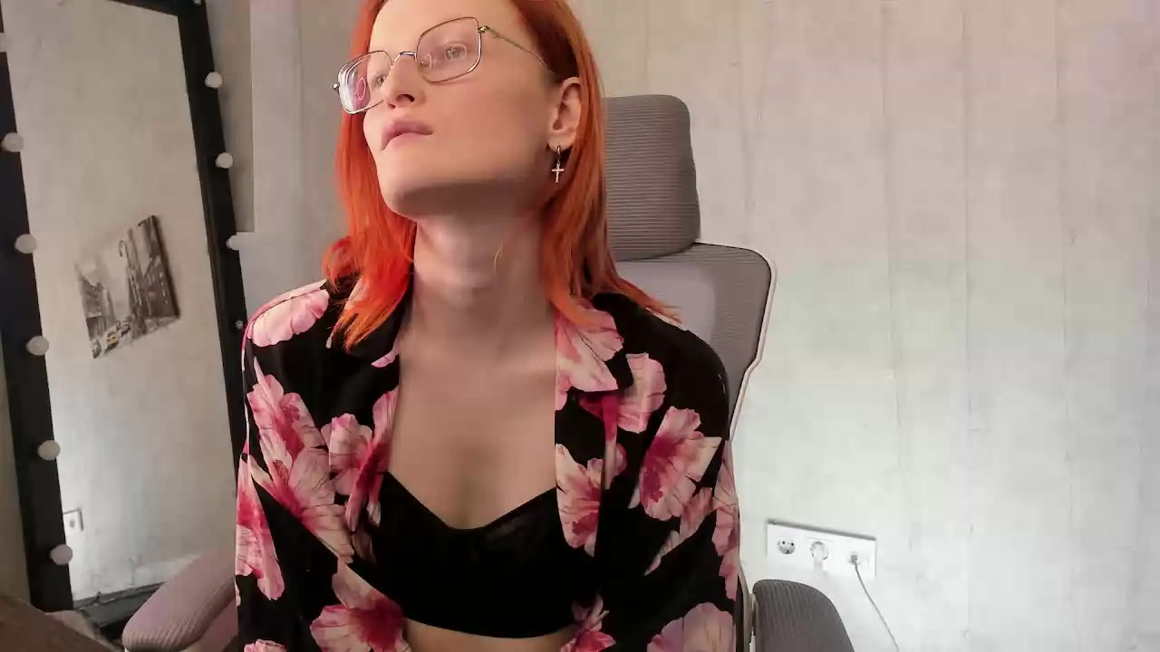 Model - ElizabethHarpper blowjob