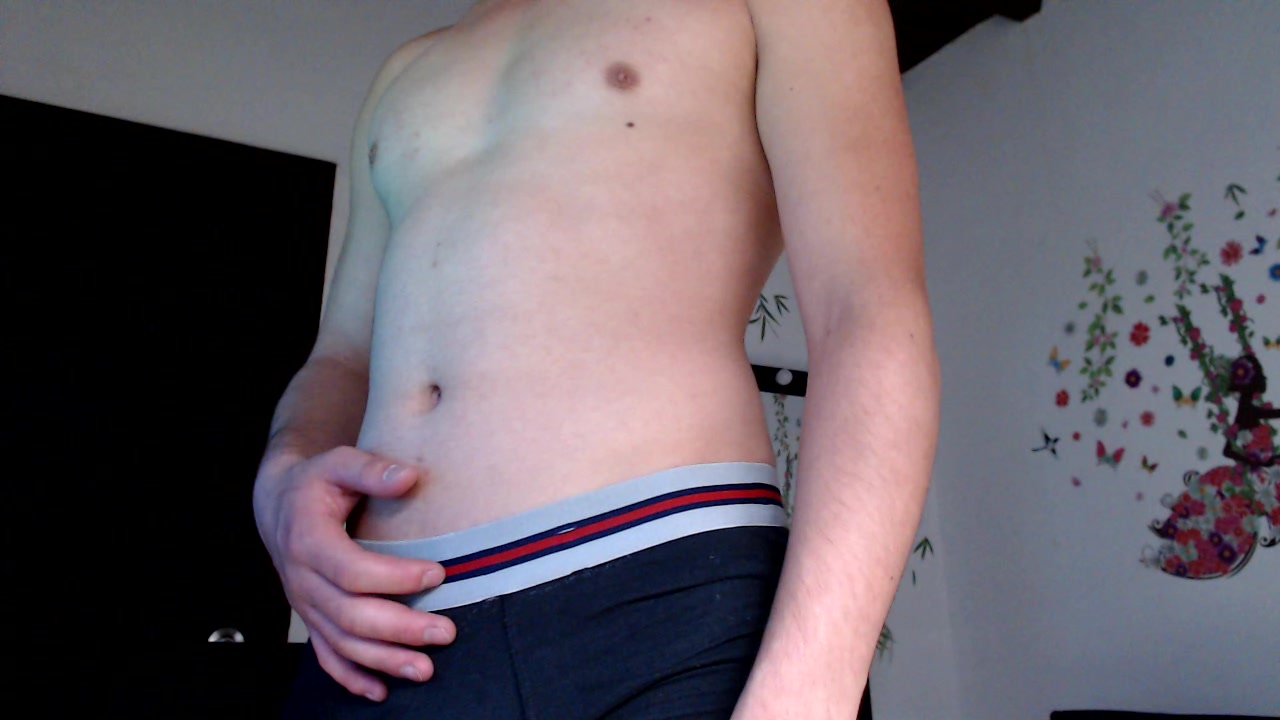 Model - Elian Gonzlez ass