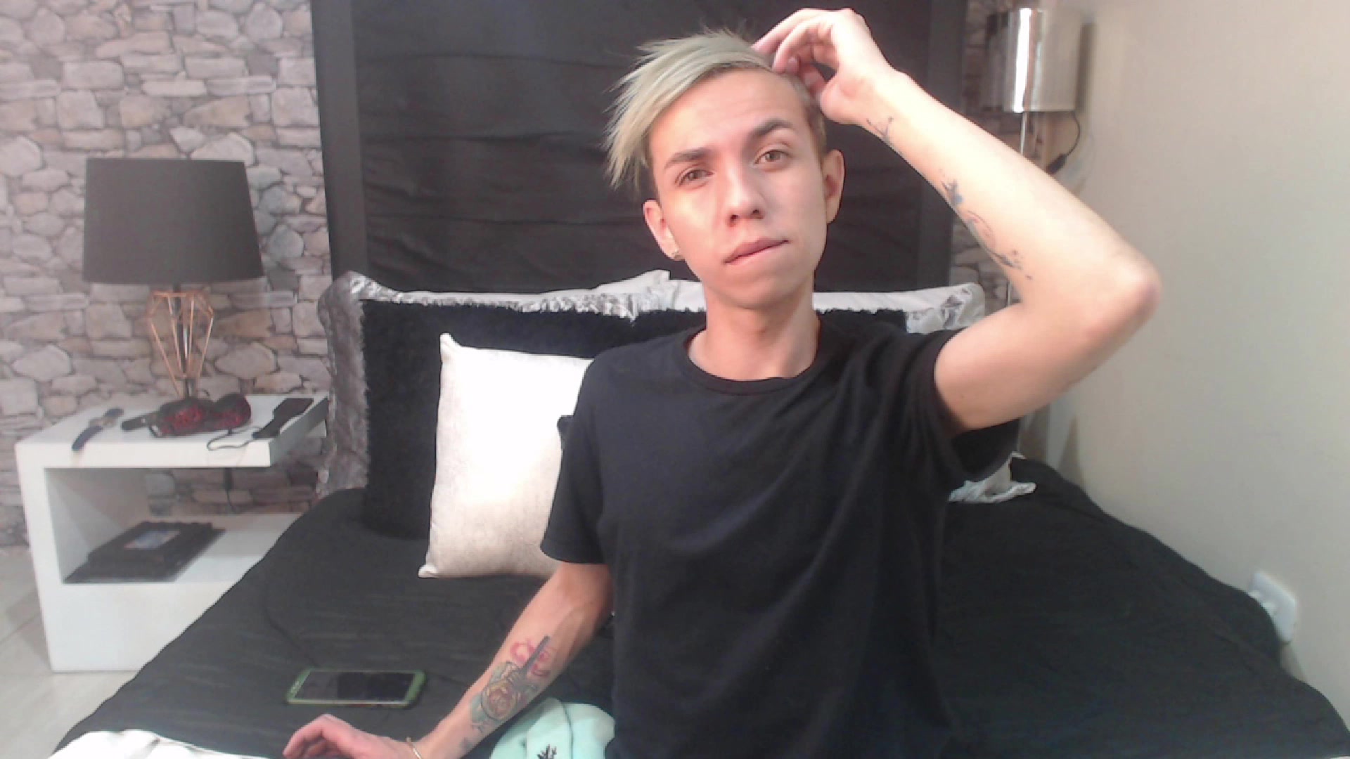 Model - Cardell_Clark dildo