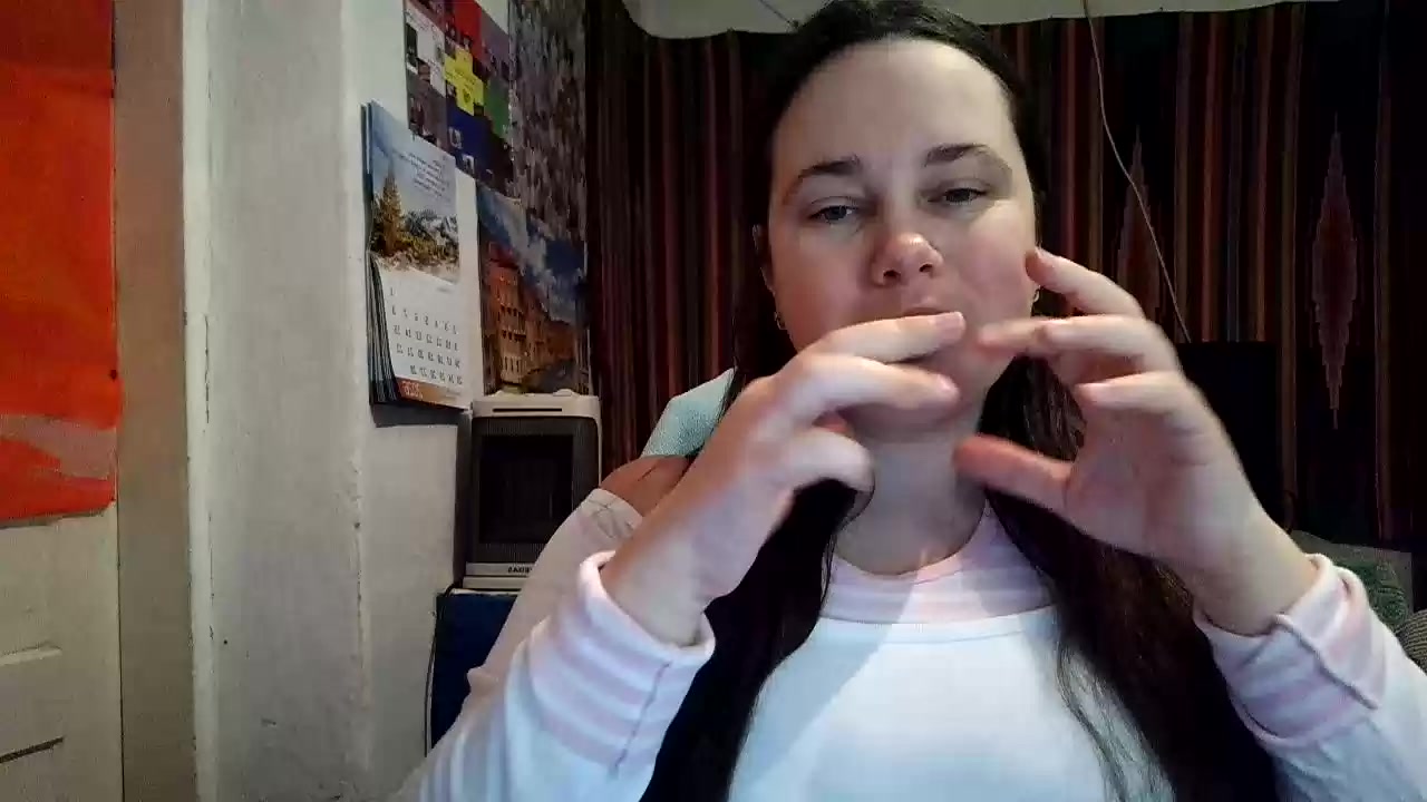 Model - Cora_Maro ass