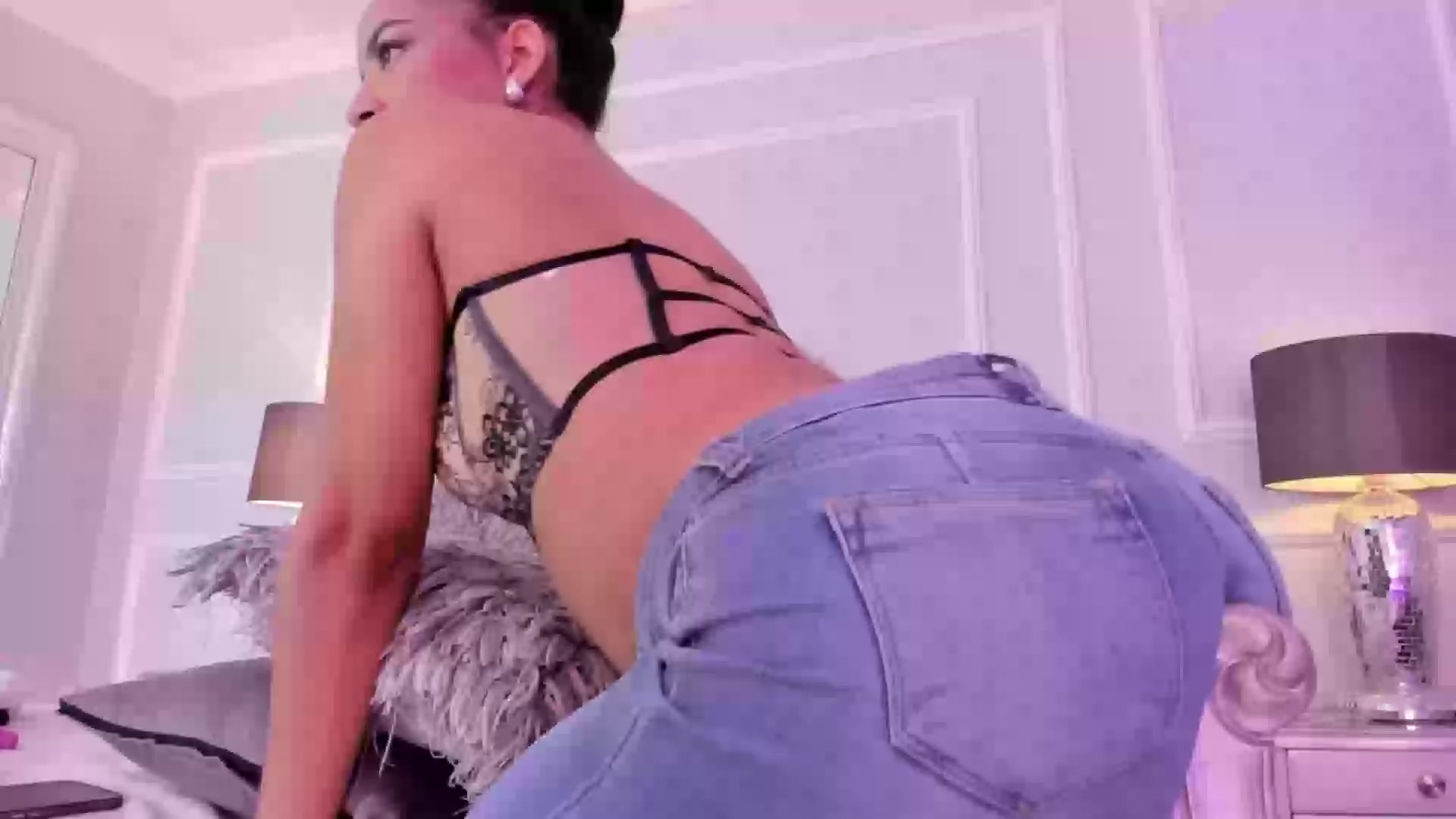 Model - Miranda feet