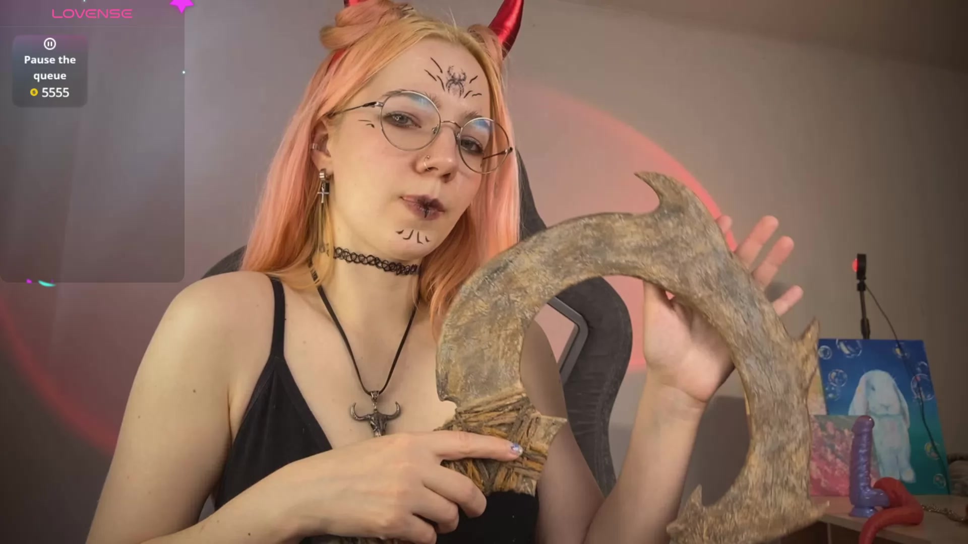 Model - Mariel bigtits