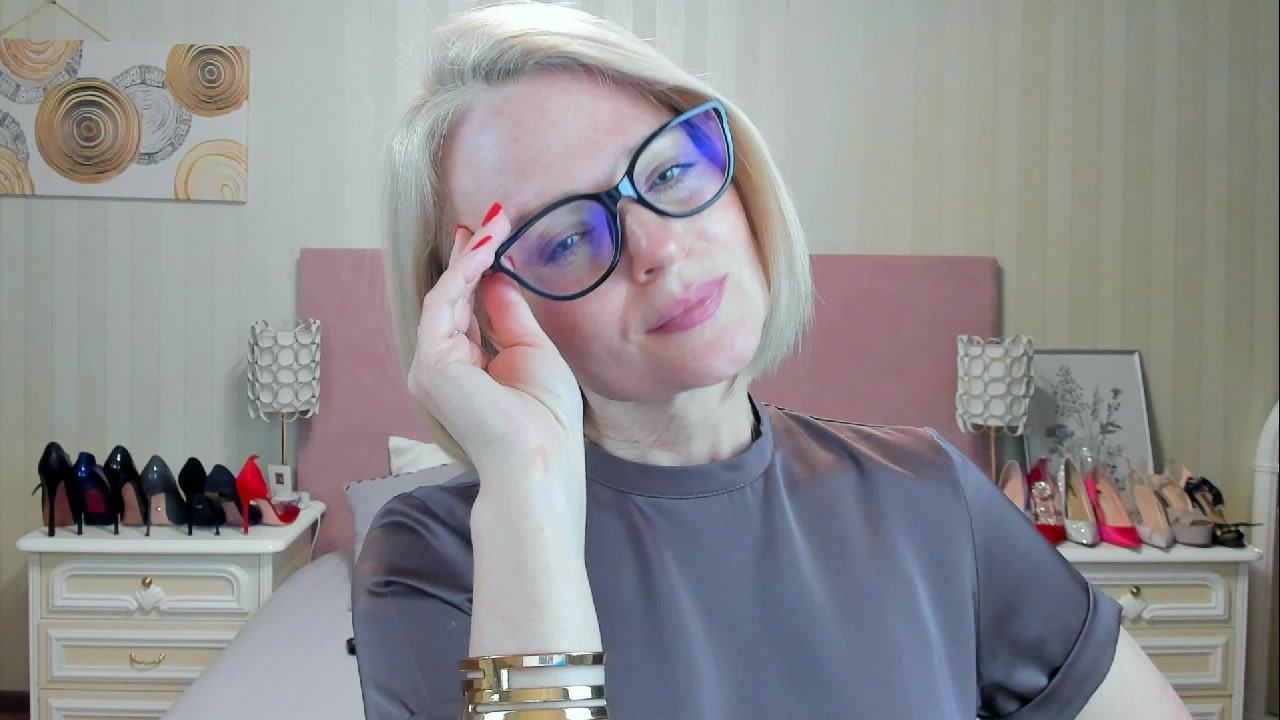 Model - Elza Nort roleplay