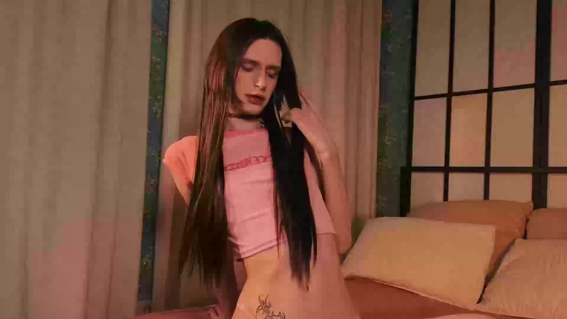 Model - Madison bigcock