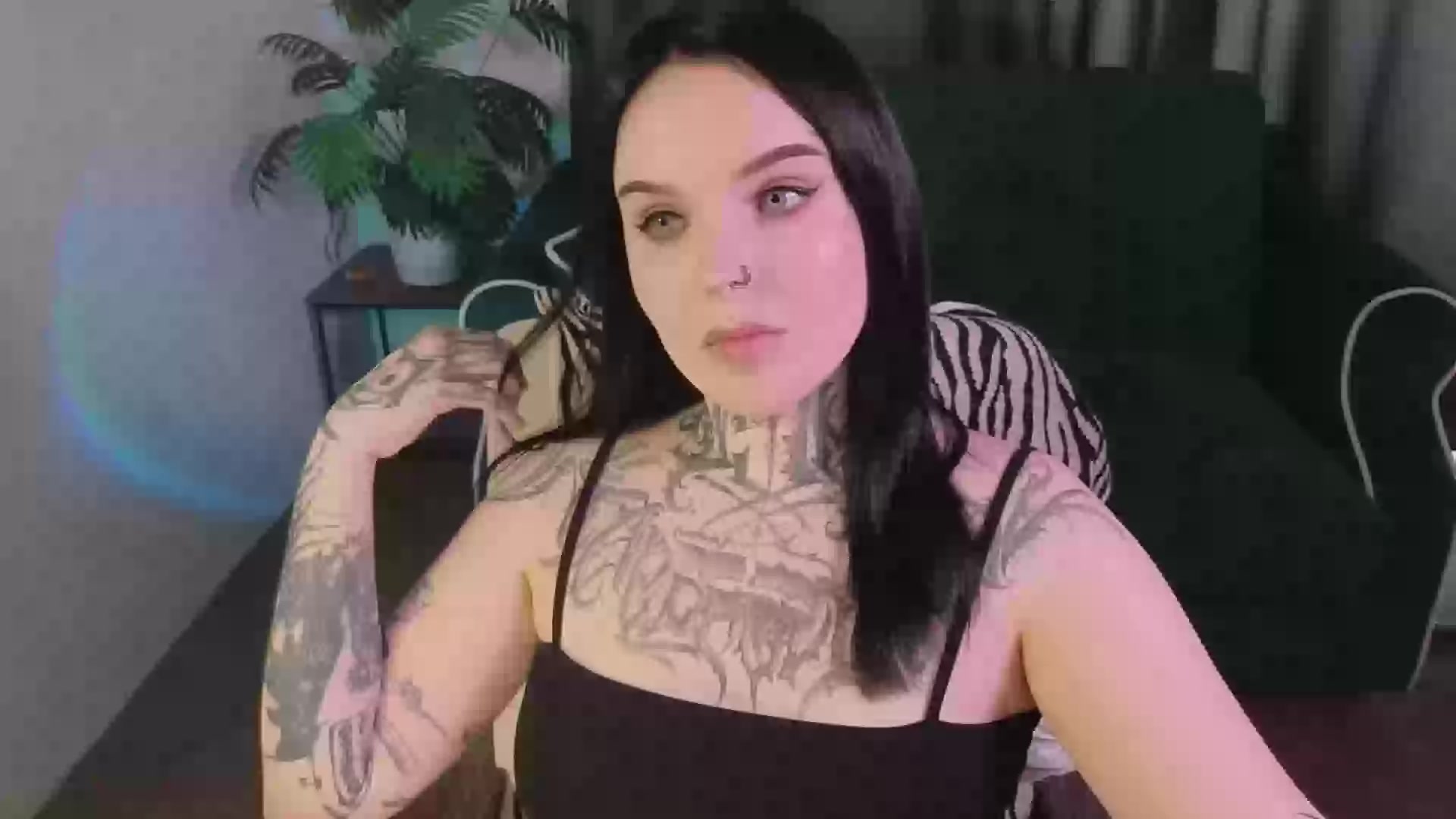 Model - ATOMIC KETCHUP deepthroat