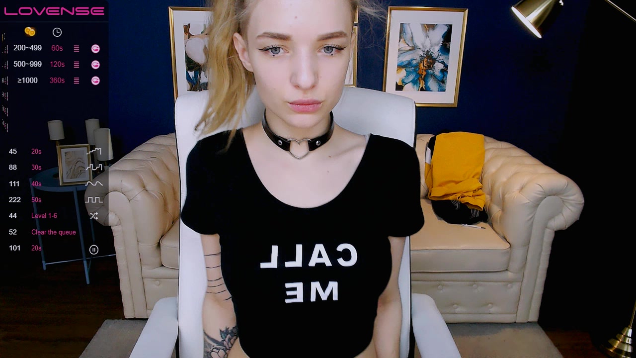 Model - Dolores Sun ass