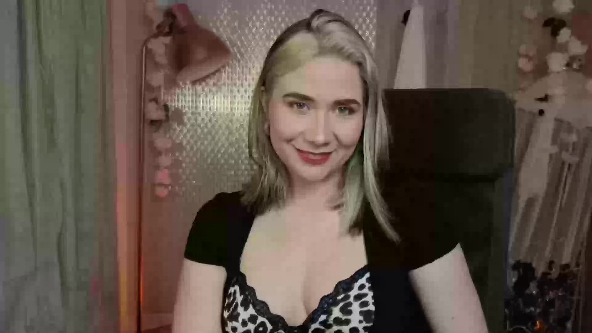 Model - LaiaPatrick blowjob