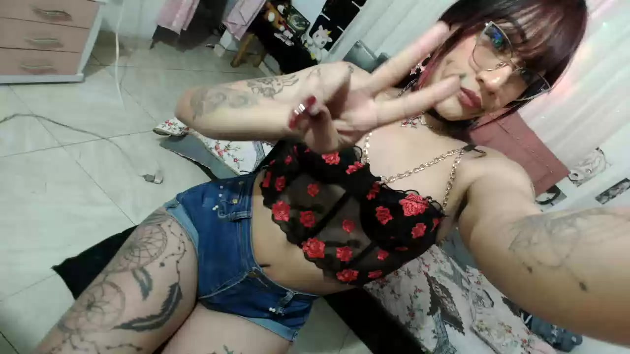 Model - CrystalCherry ass