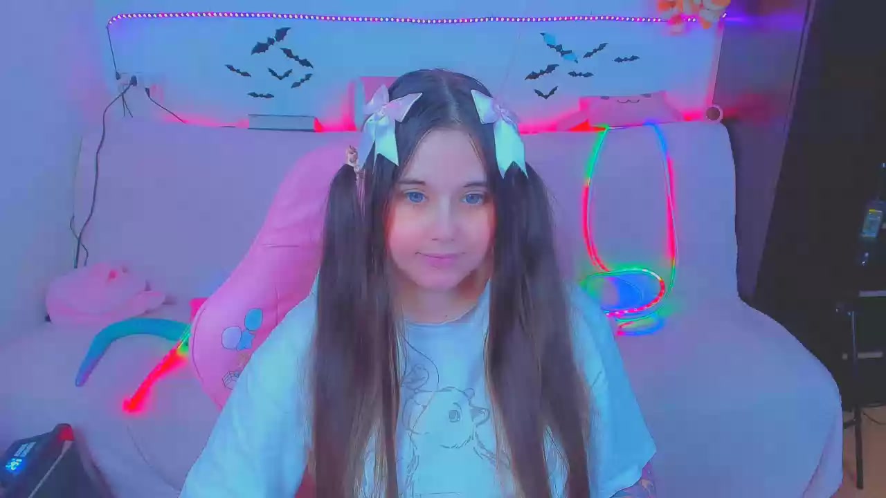 Model - your loli teen