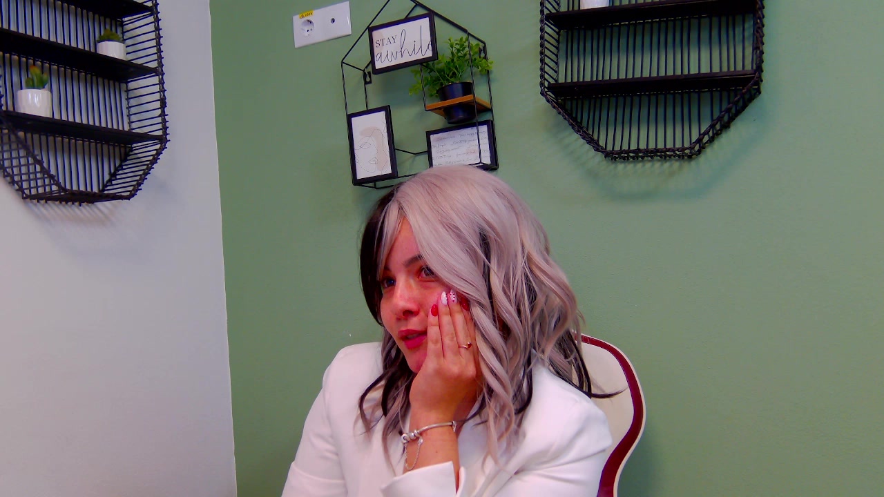 Model - Amy Voss webcam