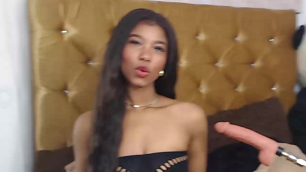 Model - TalianaShaik deepthroat