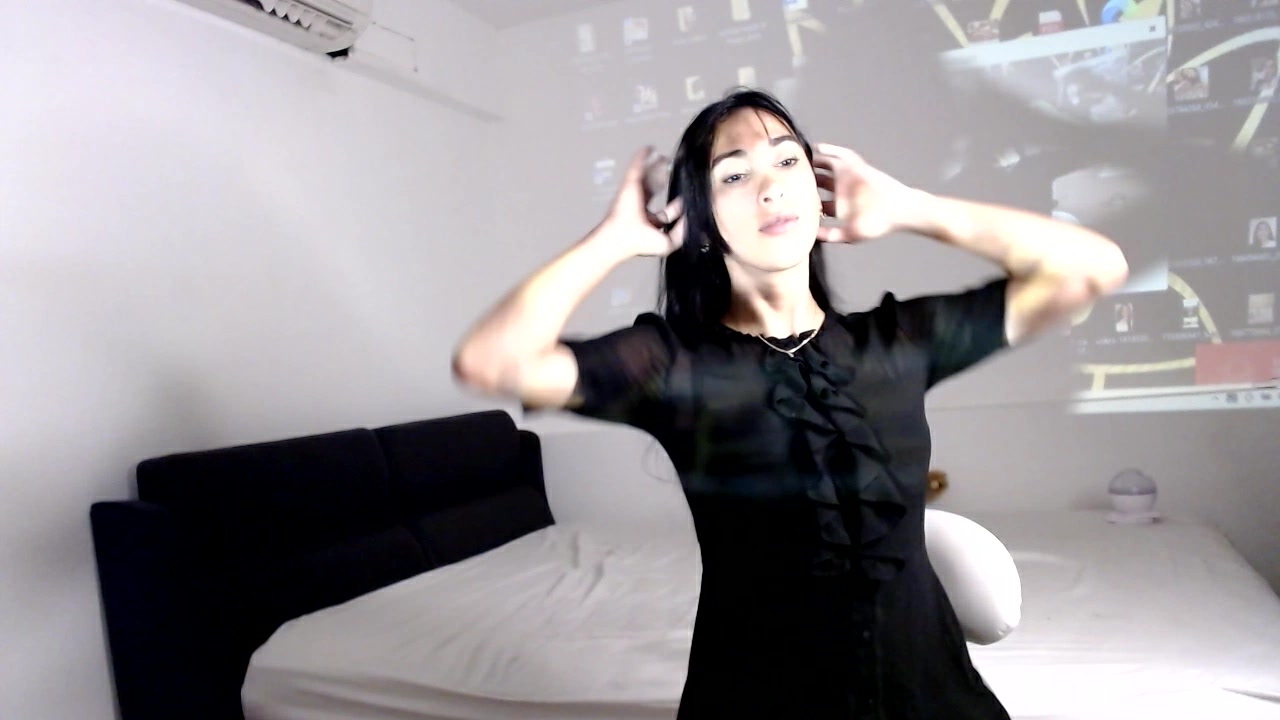 Model - Angela_tsundere dominatrix