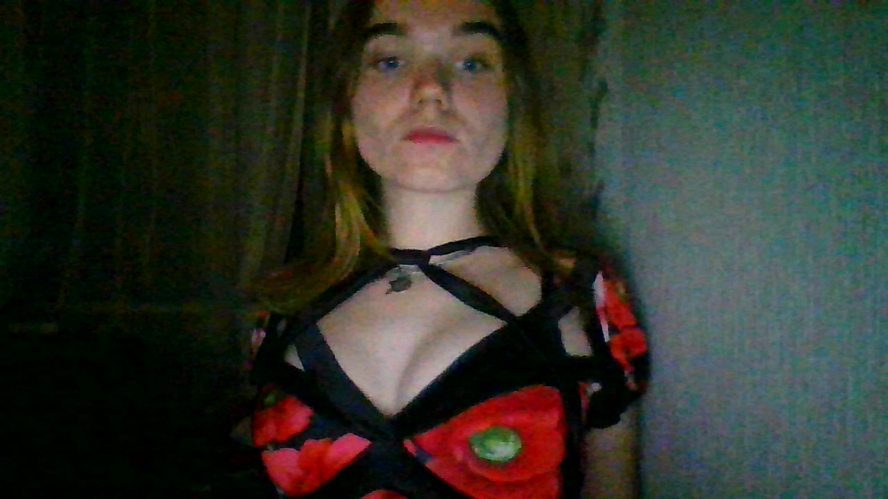 Model - Your Kitty blowjob