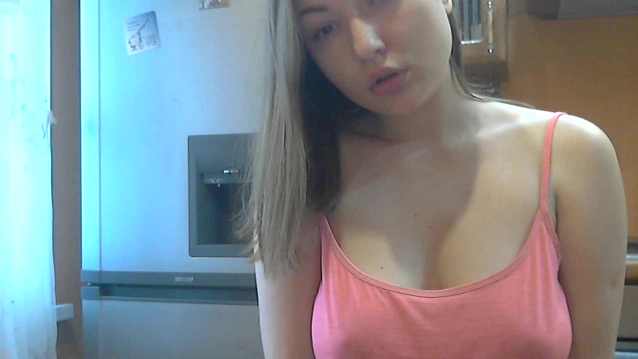 Model - Young Fox ass