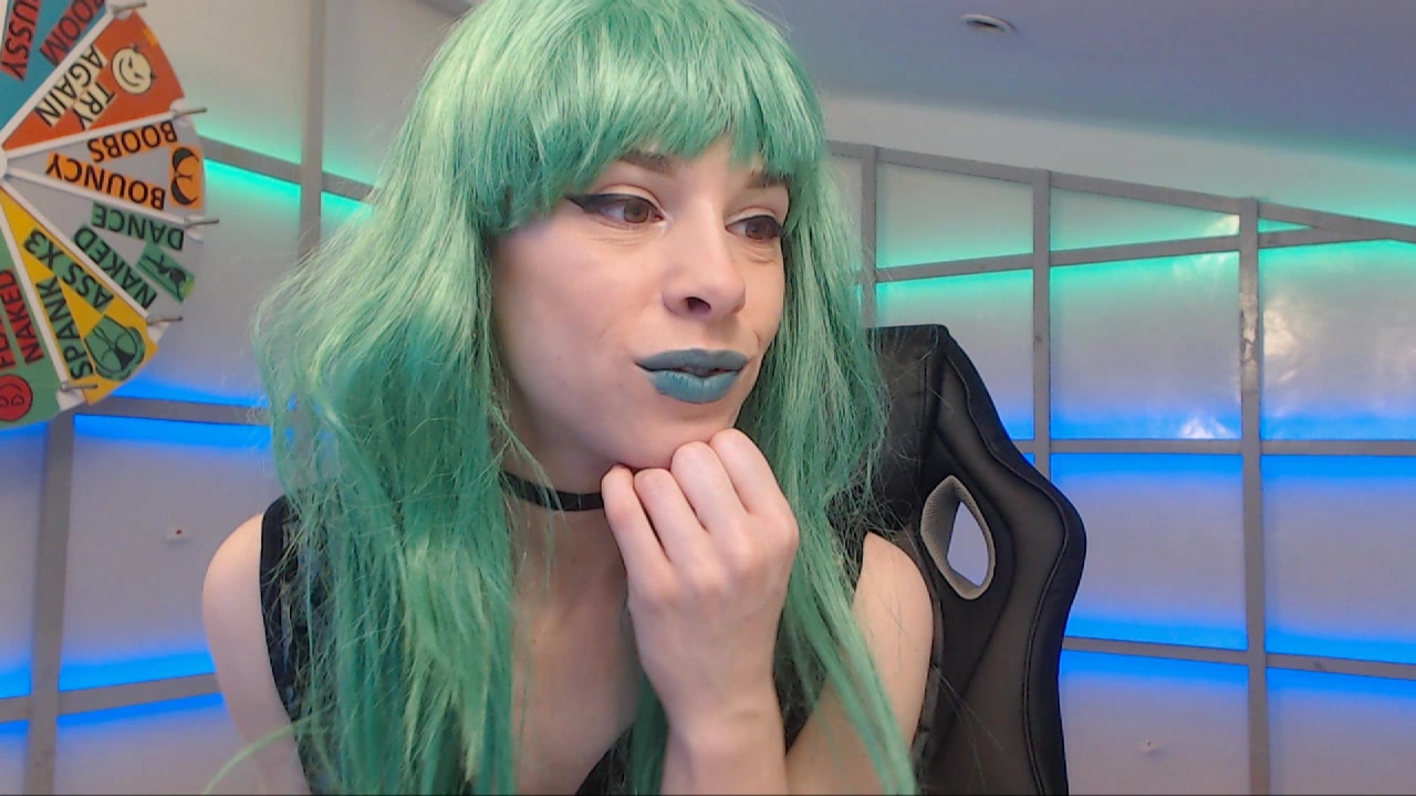 Model - SalmaHays blowjob