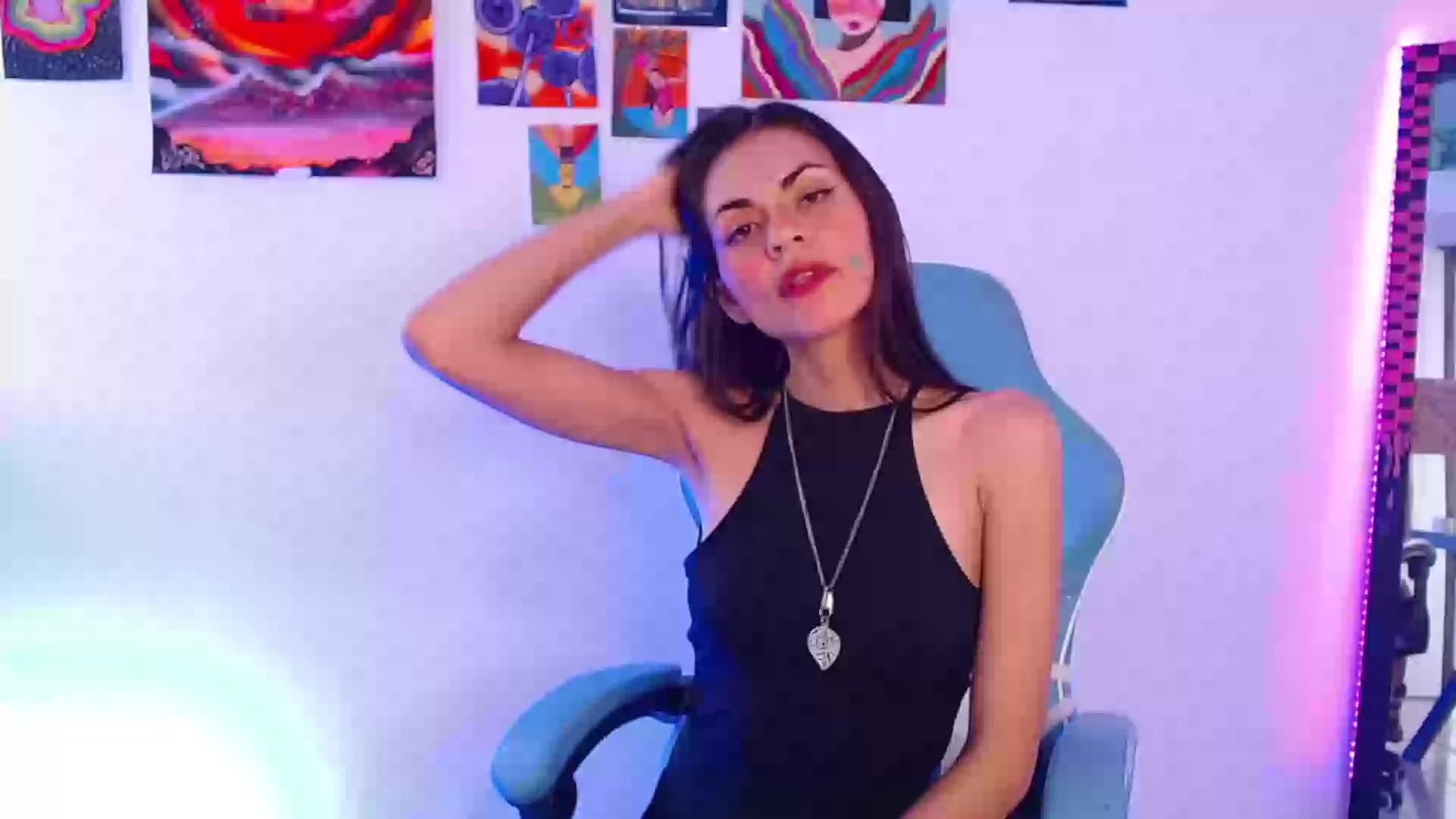 Model - call me bluee feet