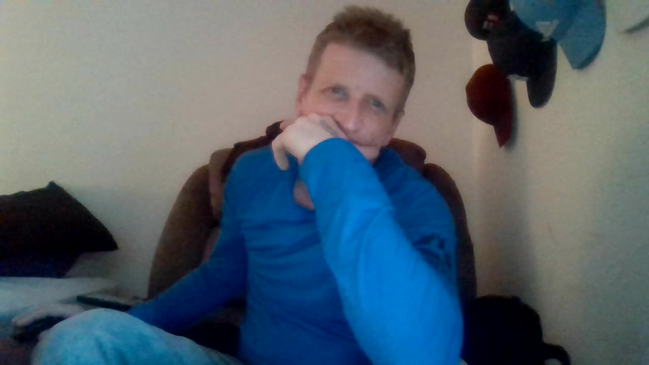 Model - majicdic masturbate