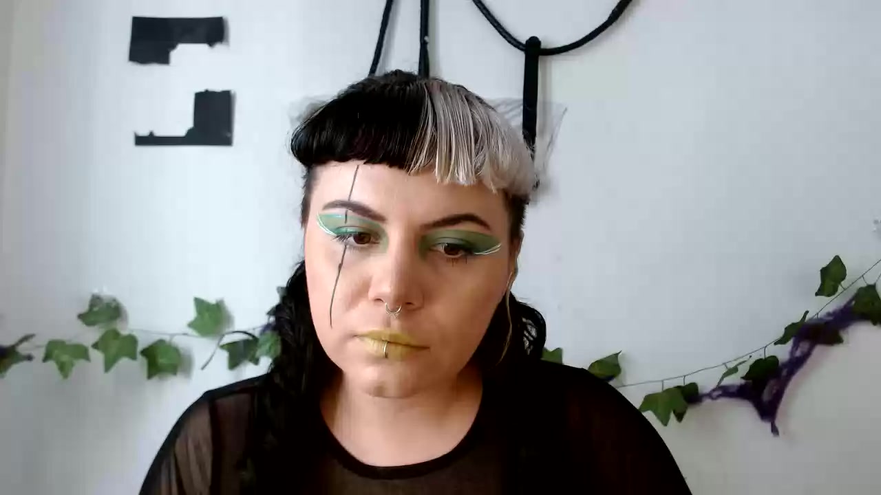 Model - Marla Dominalust JOI