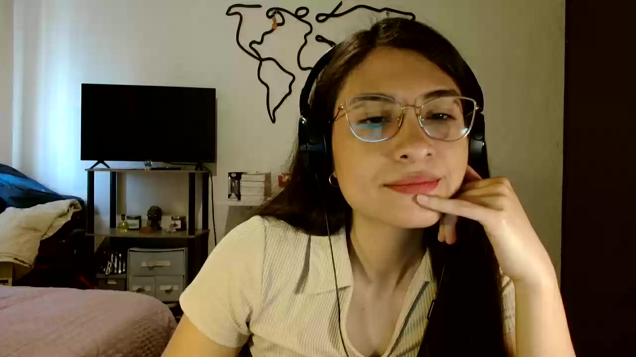 Model - CheeryMia sexy