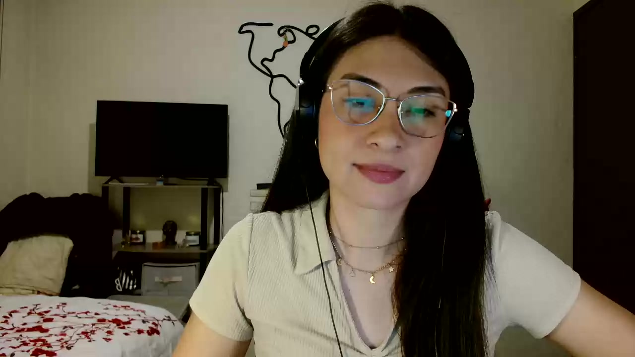 Model - CheeryMia sexy