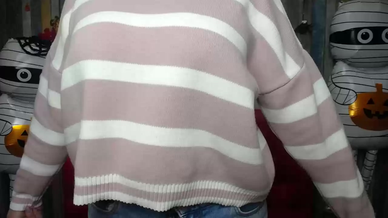 Model - MarieSho bigtits