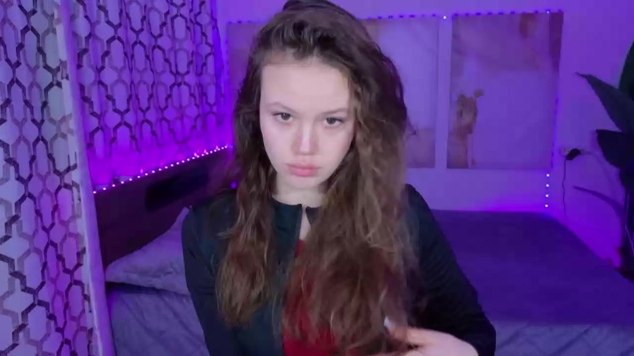 Model - BeatriceTracey striptease