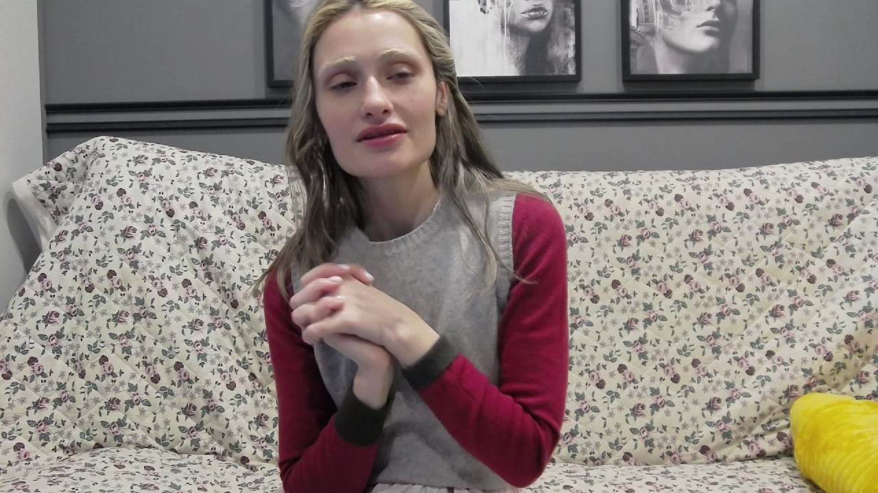 Model - Malika petite