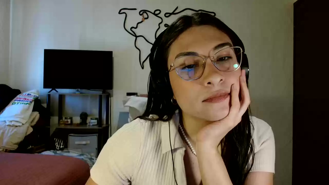 Model - CheeryMia sexy